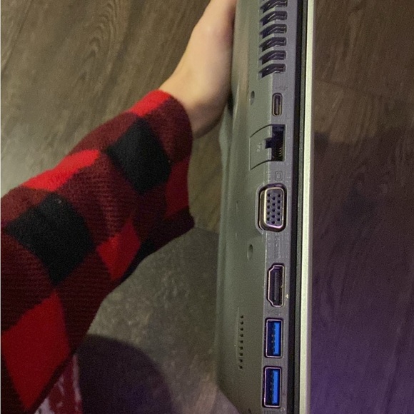 Acer laptop - Picture 5 of 8